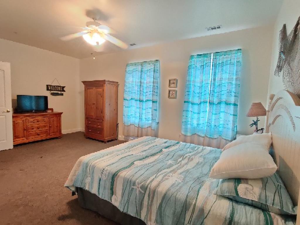 4501 PACIFIC AVENUE UNIT 201 WILDWOOD SUMMER VACATION RENTALS at